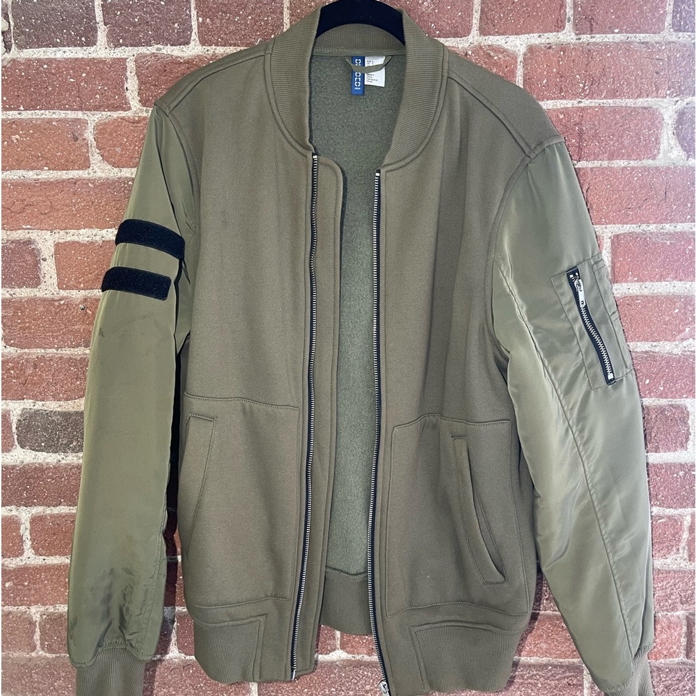 Divided H&M mens size small bomber jersey knit zip up jacket